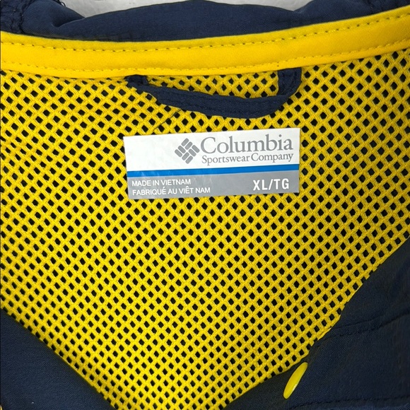 Columbia Michigan Windbreaker Hoodie - Picture 7 of 11